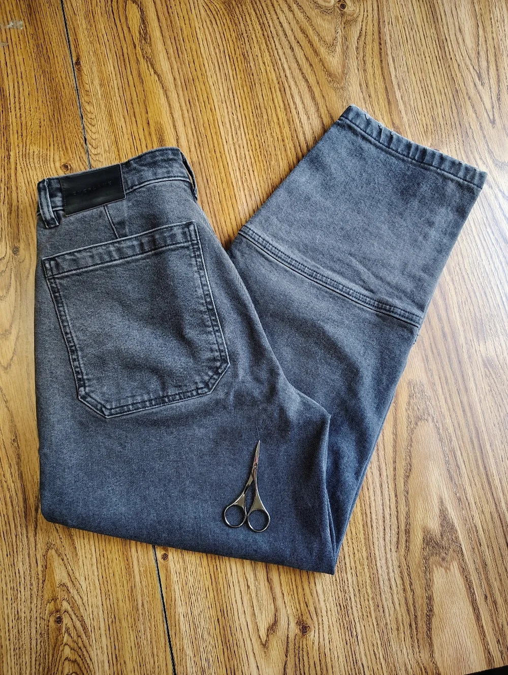 Everlane Utility Barrel Jeans Organic Cotton, Women's, Washed Black size 27. - Picture 16 of 16